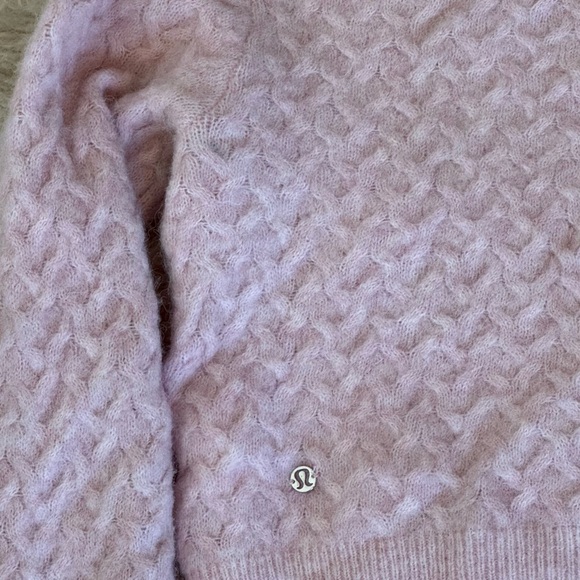 Lululemon Wool Pink Crop Sweater, Cabincore, Whimsigoth, Normcore, Scandi - Picture 3 of 5
